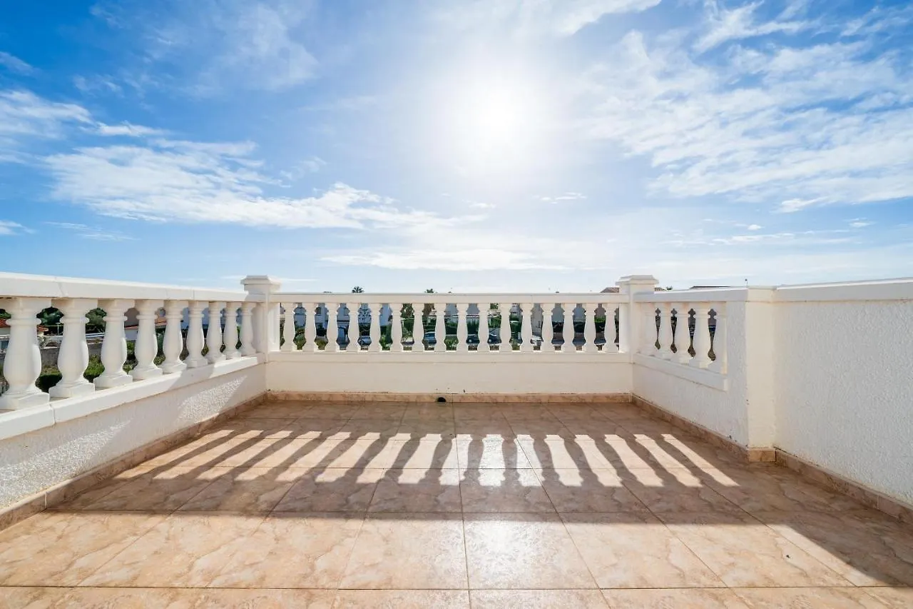 Villa Laura Con Piscina Privada Miami Playa 0*,  Spain